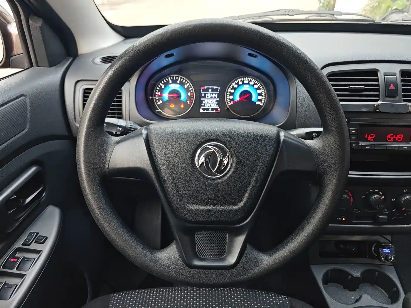 Dongfeng Fengguang Fengguang 330 2017 2017 Model 1.5L Manual Practical Type II DK15