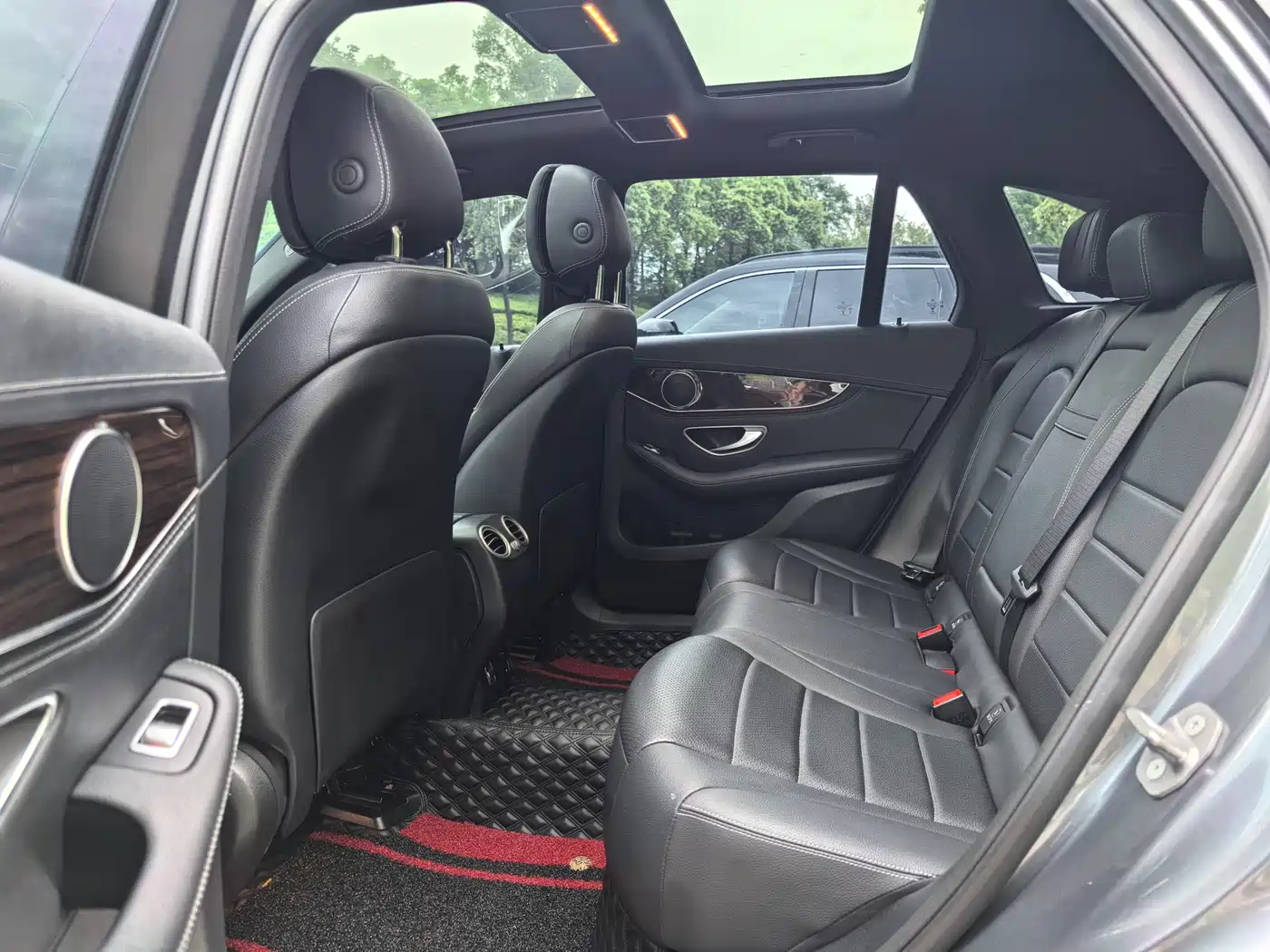 Mercedes-Benz GLC 2019 GLC 260 L 4MATIC Dynamic фото 16