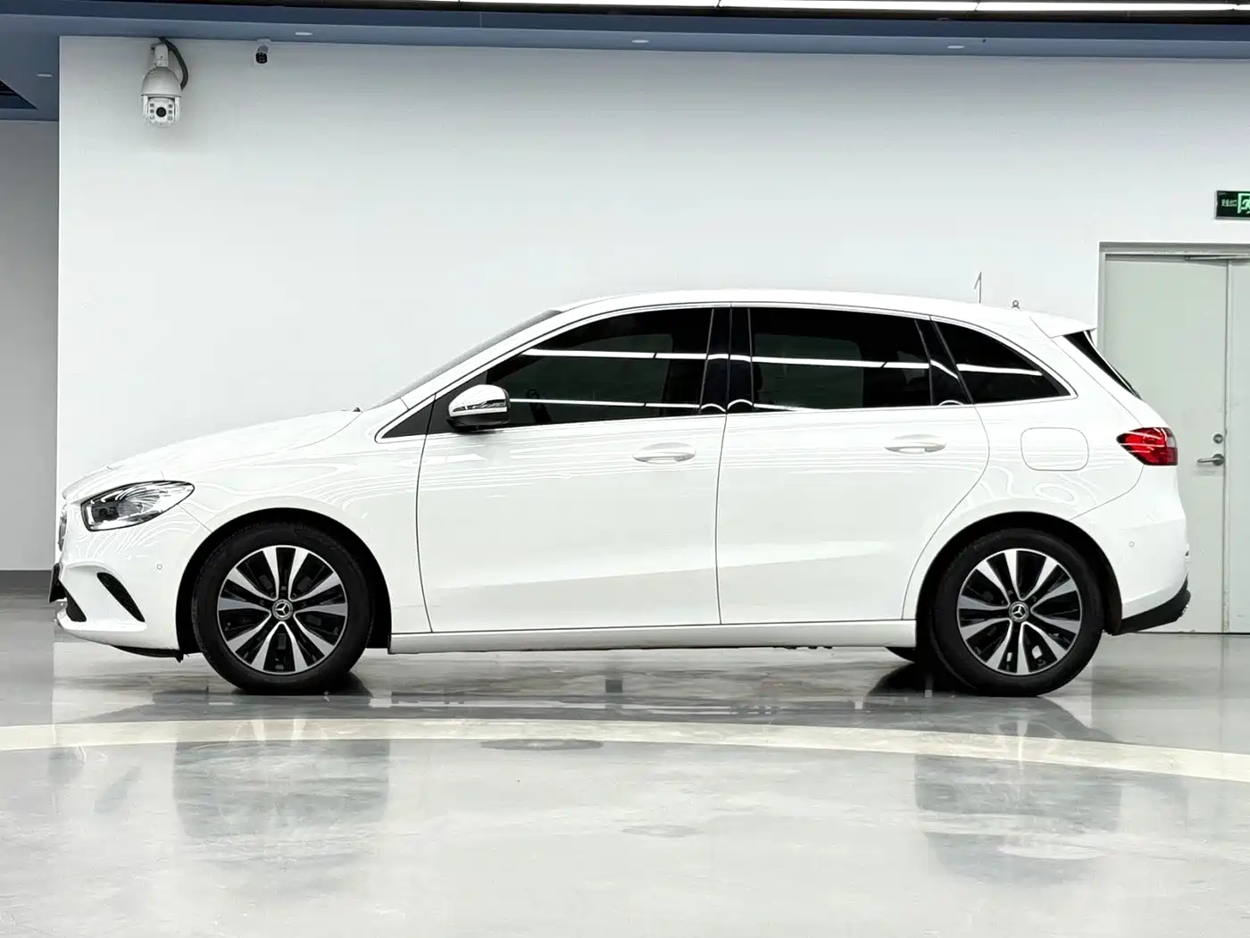 Mercedes-Benz B-Class 2022 B 180 Fashion фото 2