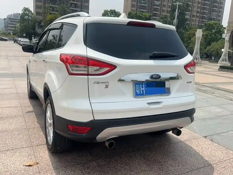 Фото 5 - Ford Kuga