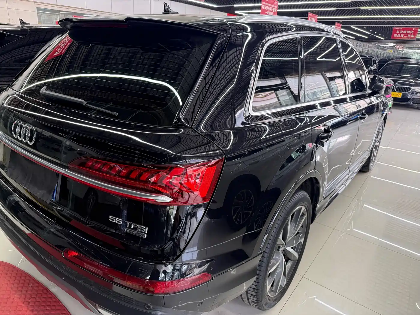 AUDI Q7