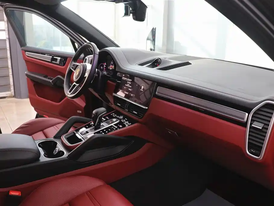 Porsche Cayenne 2023 Cayenne 3.0T Platinum Edition фото 25