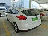 Фото 5 - Ford Focus