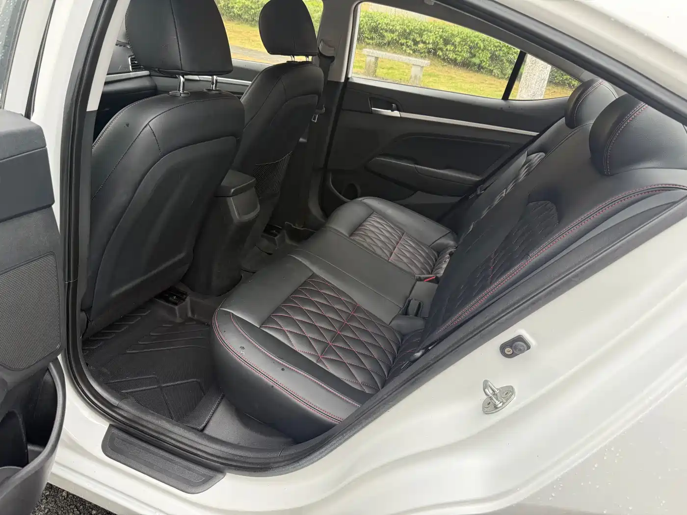 Hyundai Elantra 2016 Model 1.6L Automatic Smart Elite фото 9