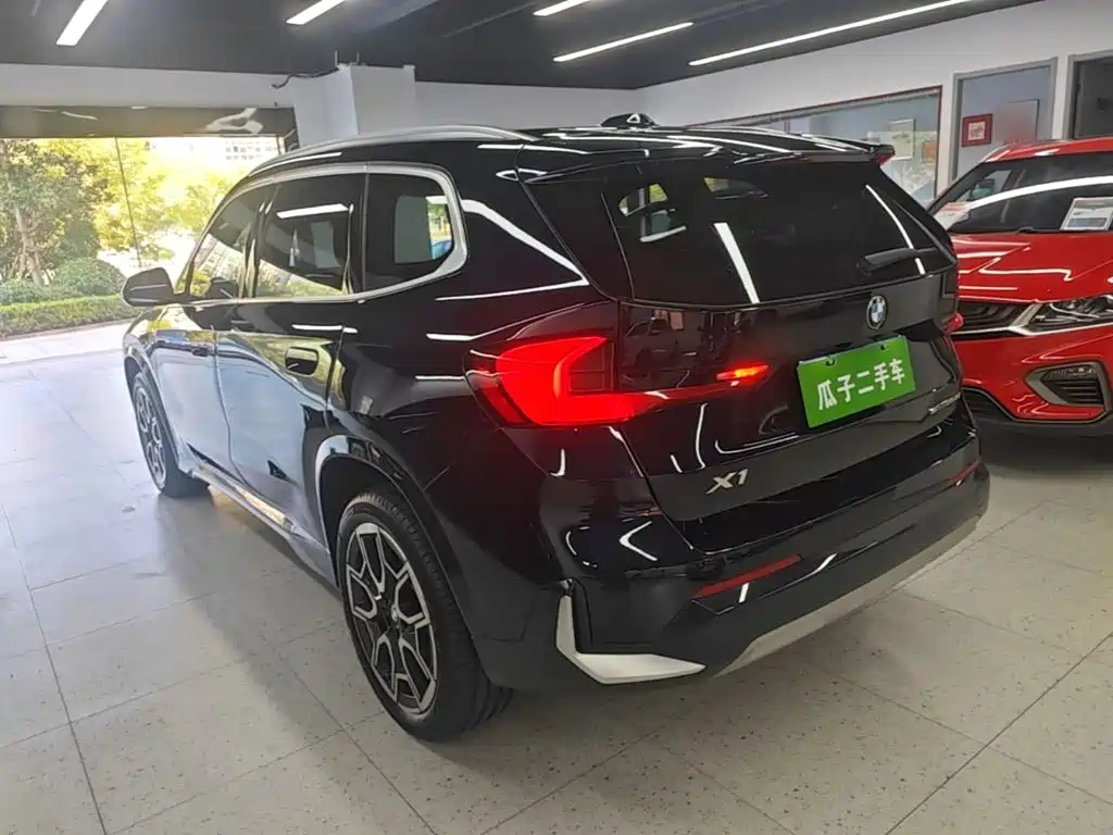 Фото 5 - BMW X1
