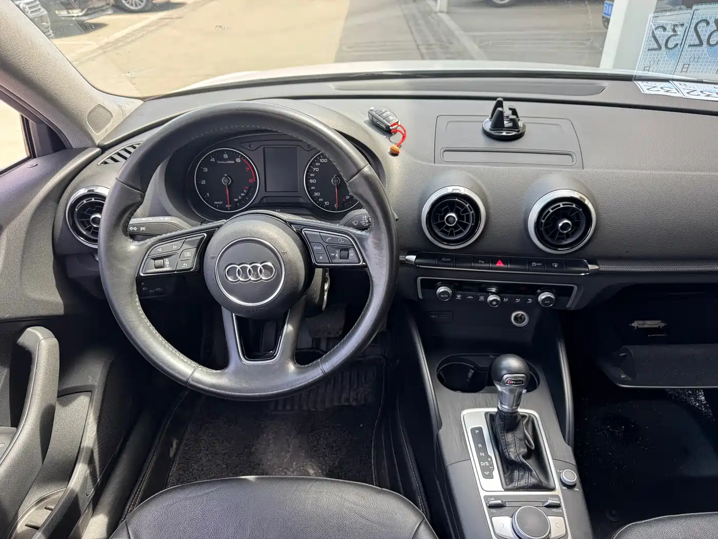 Audi A3 2017 Sportback 35 TFSI Style фото 5