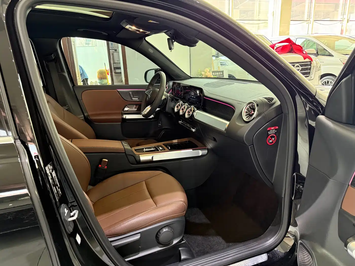 Mercedes-Benz GLB 2025 GLB 220 Dynamic фото 8