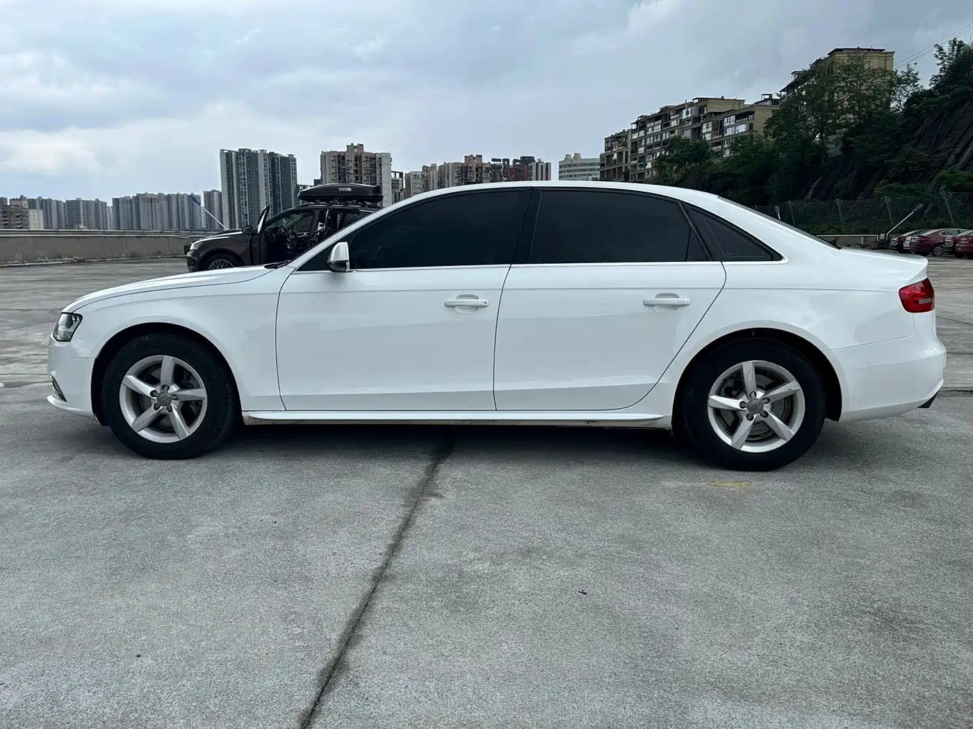 Audi A4L 2013 30 TFSI Automatic Comfort фото 8