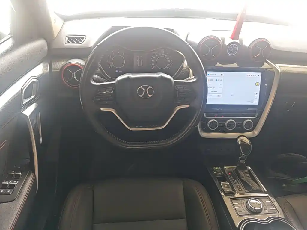 BAIC ORV Beijing Offroad BJ20 2017 2016 1.5T CVT Luxury
