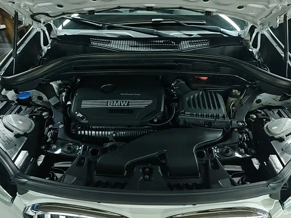 Фото 16 - BMW X1