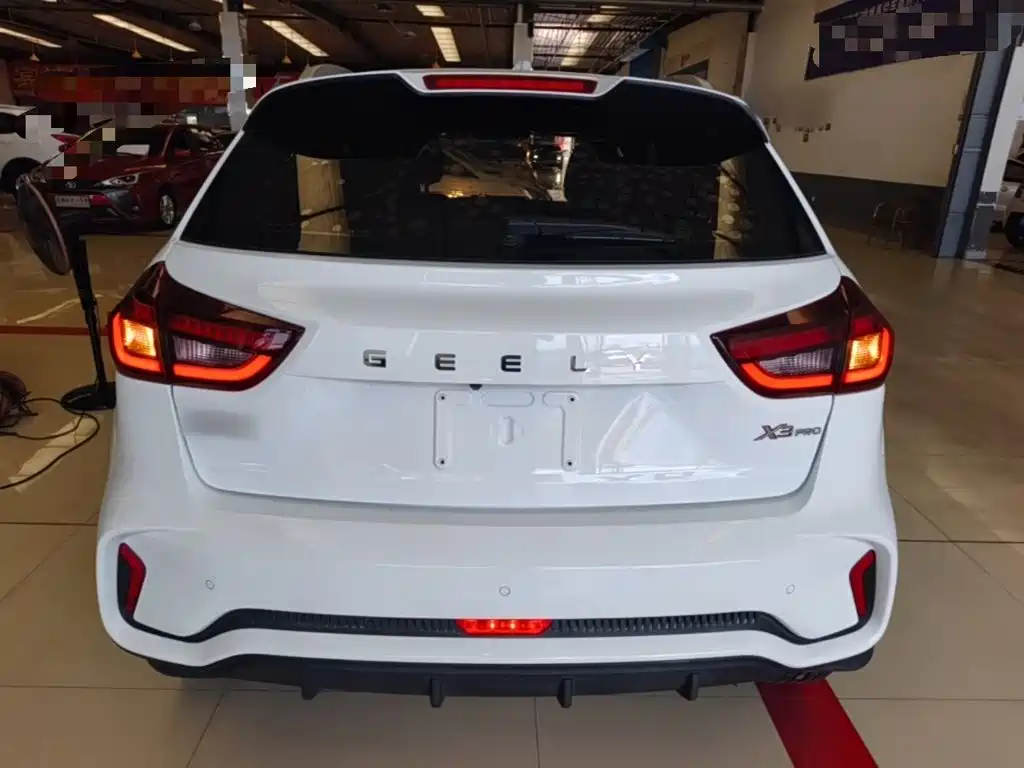 Geely Vision X3 2022 2021 PRO 1.5L CVT Premium