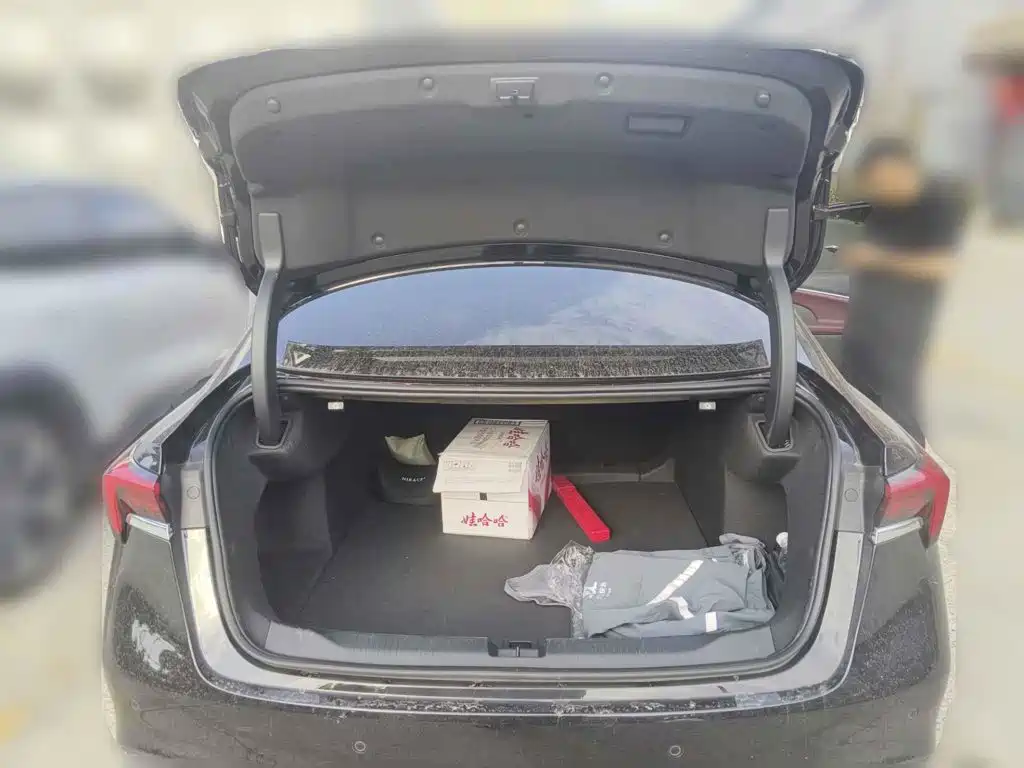 Buick LaCrosse 2025 2025 Model 28T Platinum Edition