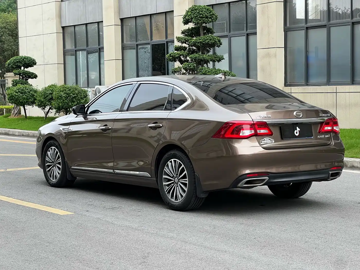 GAC Trumpchi Trumpchi GA8 2016 2016 320T Luxury Edition