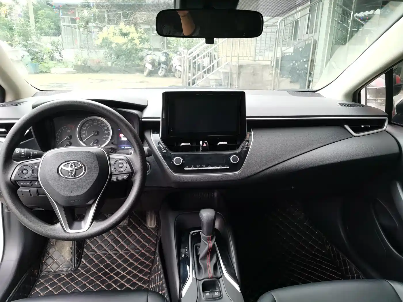 Toyota Corolla 2022 1.2T S-CVT Pioneer PLUS Edition фото 8