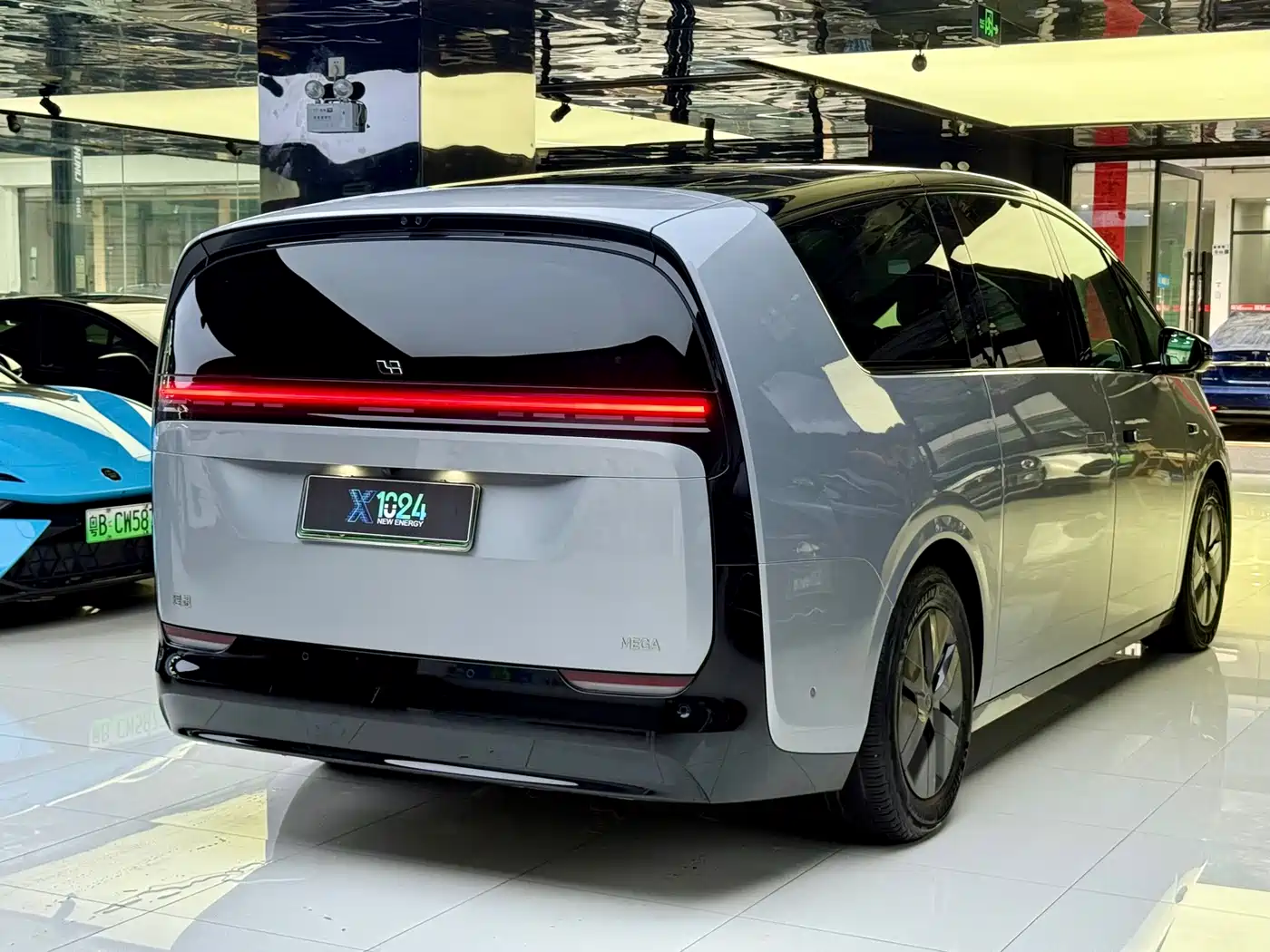 Li Auto MEGA 2024 2024 Ultra