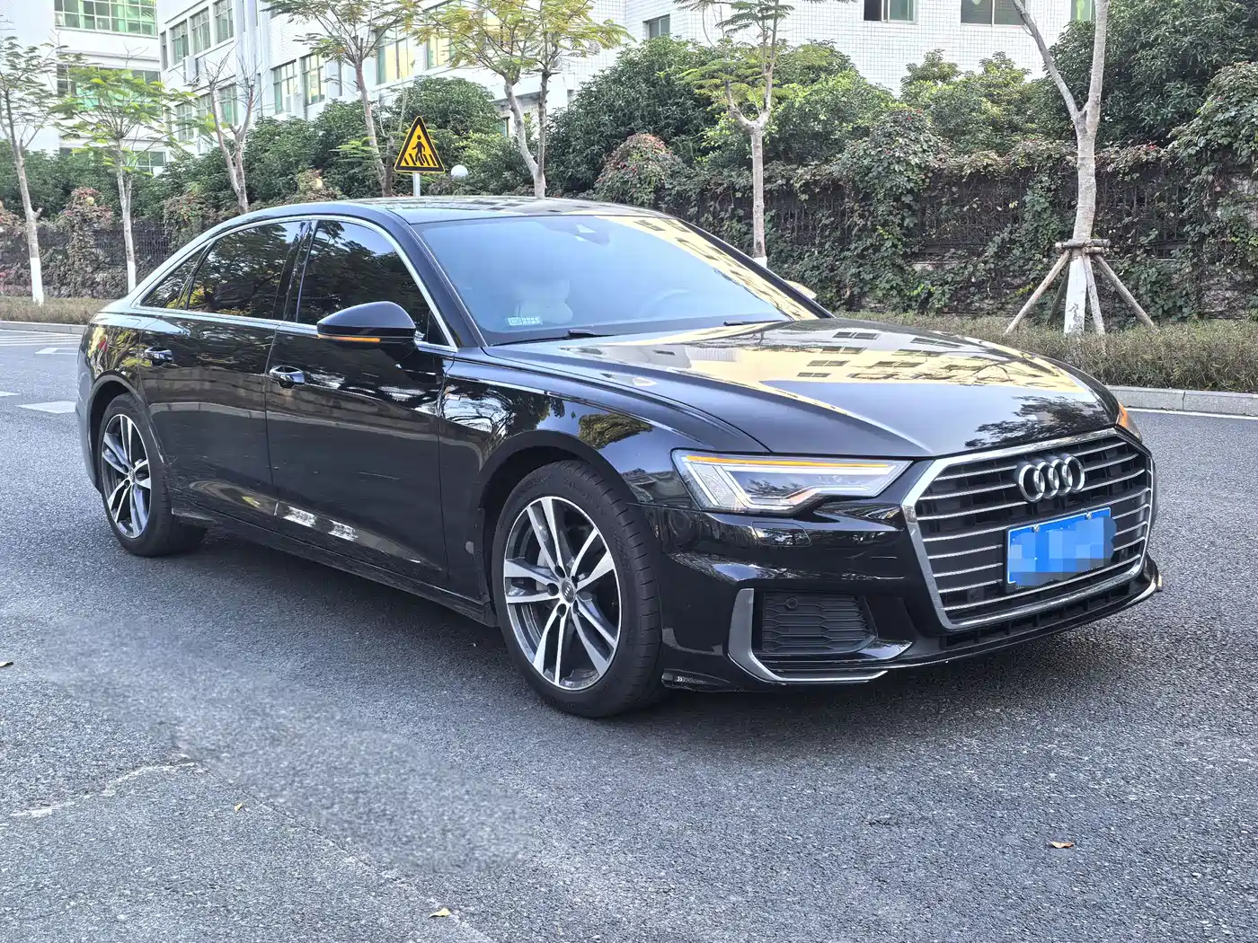 Audi A6L 2019 40 TFSI Luxury Dynamic фото 5