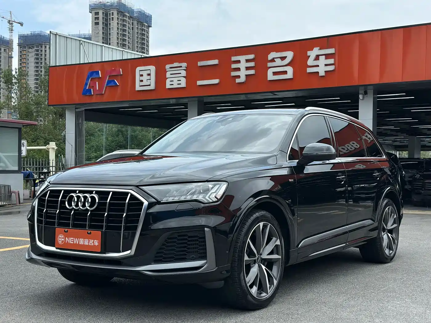 Фото 1 - Audi Q7
