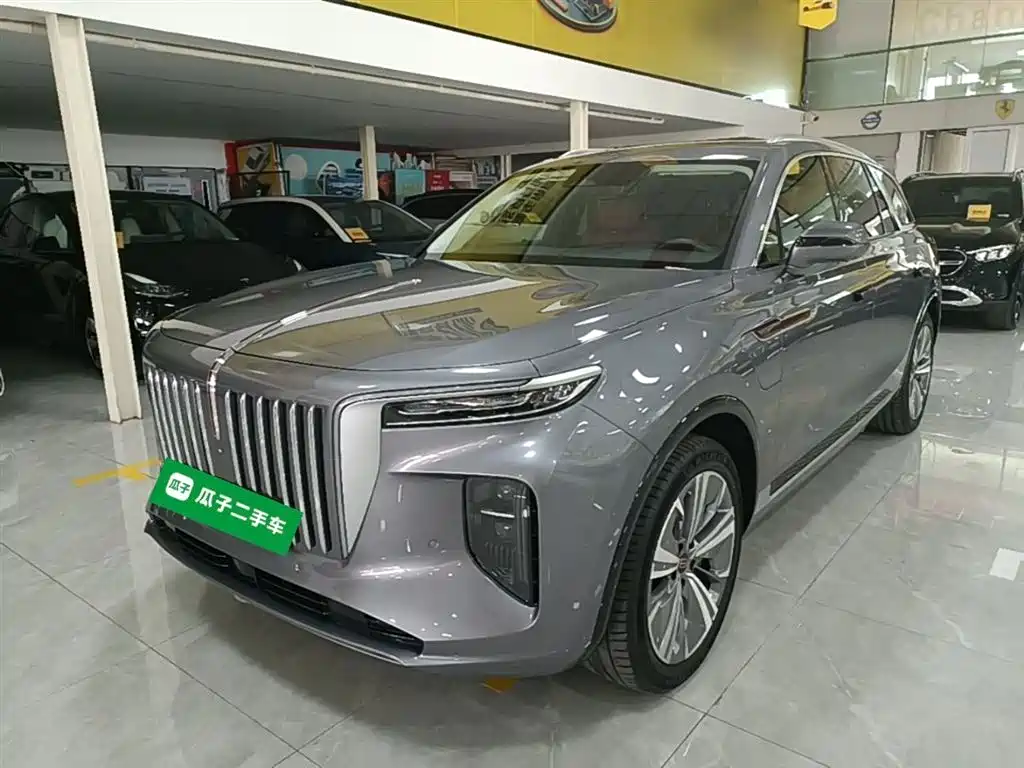 Hongqi E-HS9 2022 660km Qi Chang Edition (6-seater)