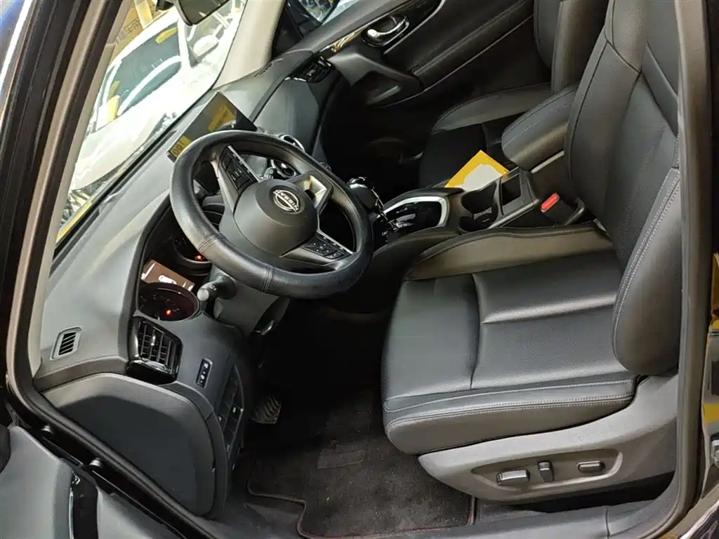 NISSAN QIJUN