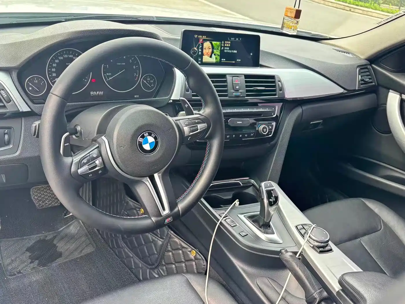 BMW 3 Series 2016 328Li Fashion фото 9