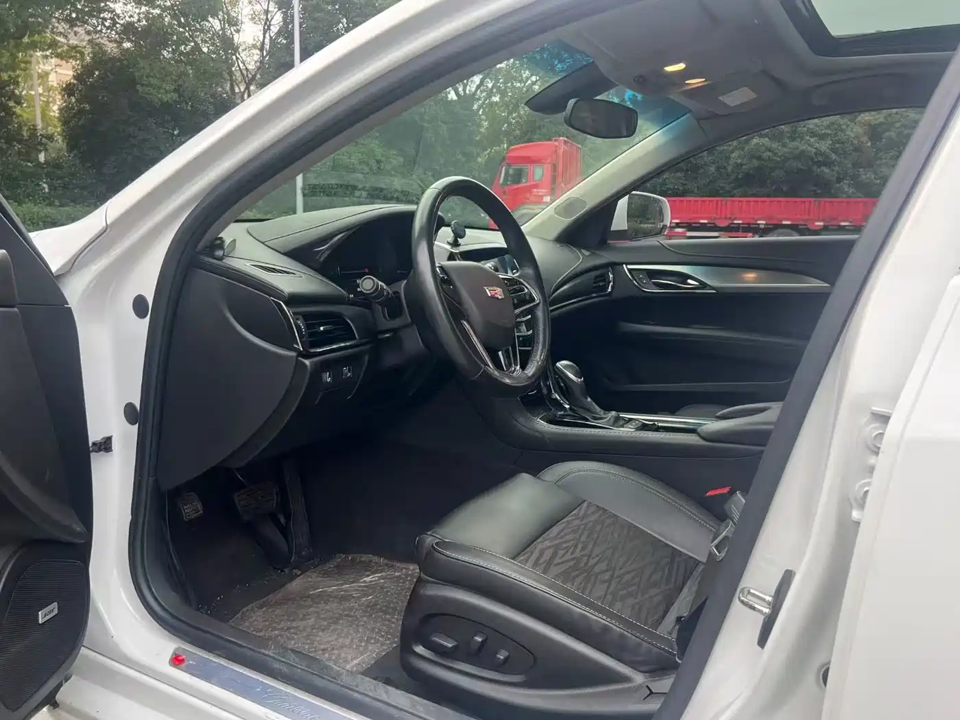 Cadillac ATS-L 2017 28T Technology фото 11