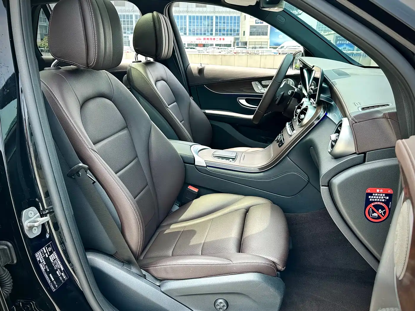 Mercedes-Benz GLC 2022 Model GLC 300 L 4MATIC Luxury Edition фото 16
