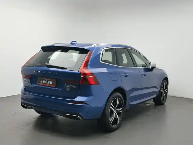 Volvo XC60 2019 T5 AWD Zhi Yuan Sport Edition China V — фото 2