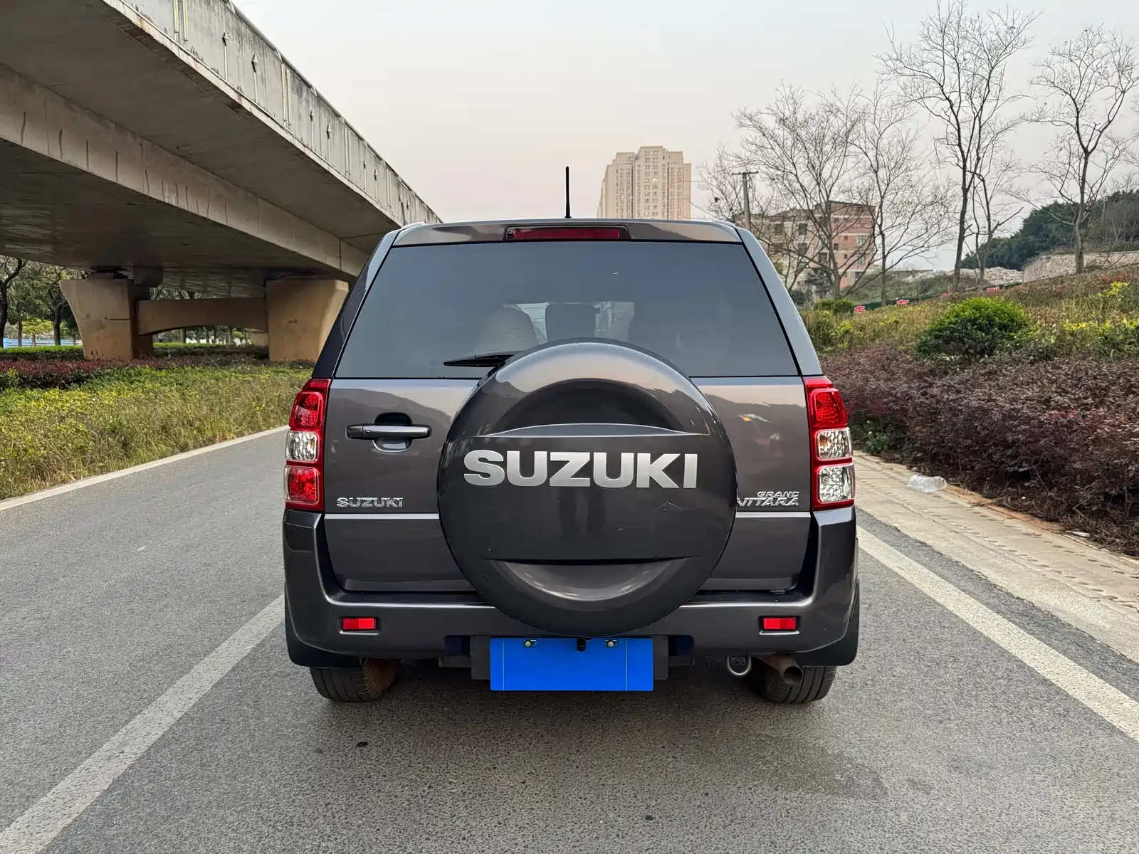 Фото 8 - Suzuki Grand Vitara