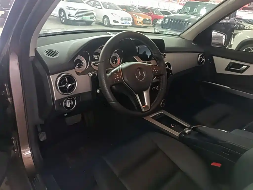 Mercedes-Benz GLK-Class 2013 GLK 300 4MATIC Dynamic Sunroof фото 10