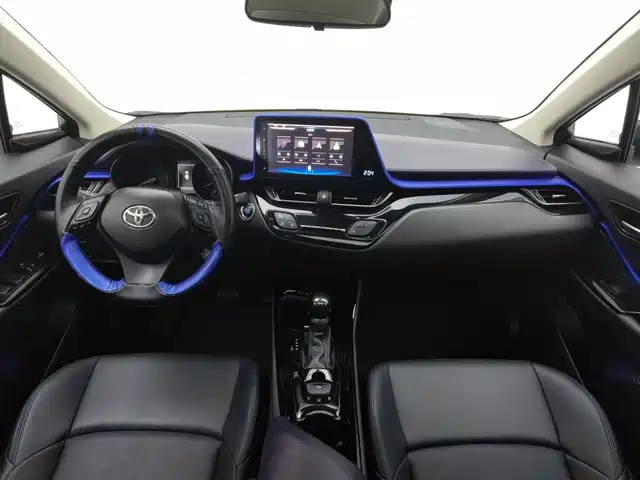 Toyota C-HR 2020 Model 2.0L Leading — фото 5