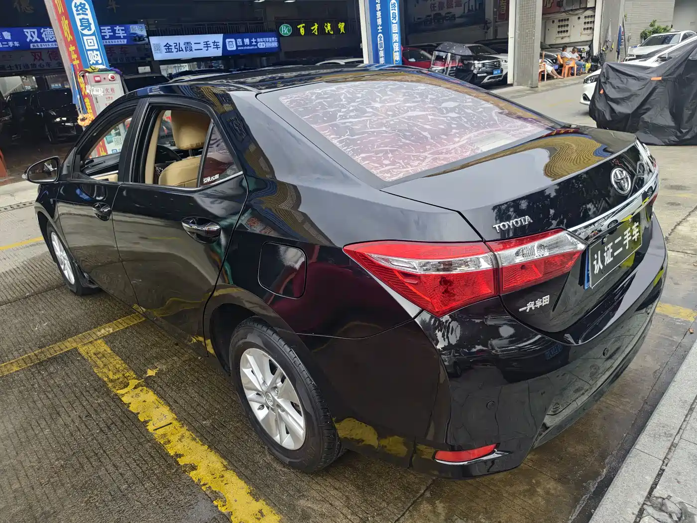 Toyota Corolla 2017 1.2T CVT GL фото 8