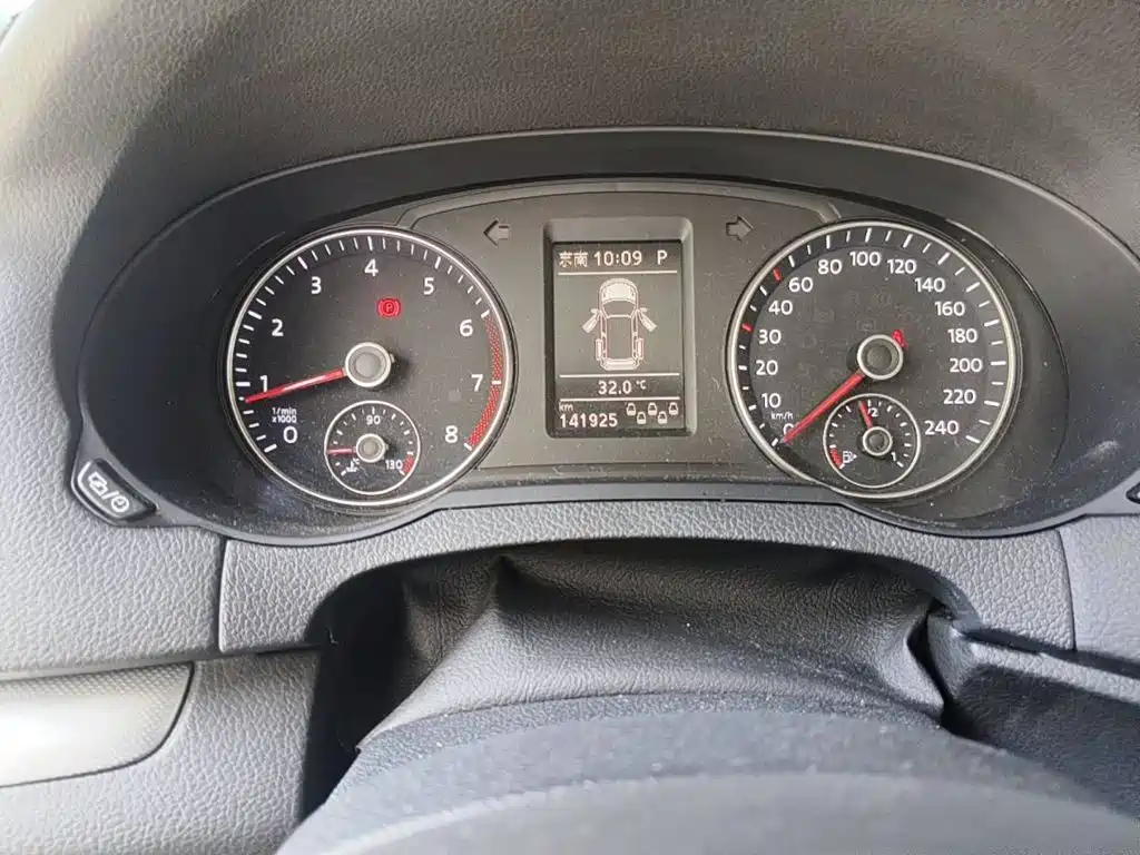 Photo 4 - Volkswagen Sharan