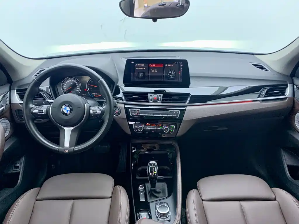Фото 16 - BMW X1