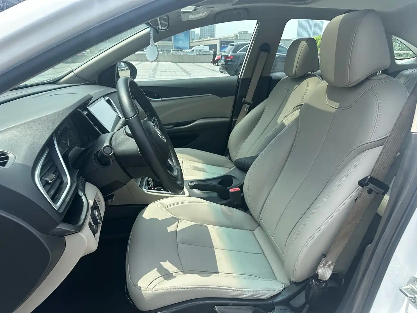 Buick Excelle 2018 15T Dual Clutch Elite (China V) фото 12