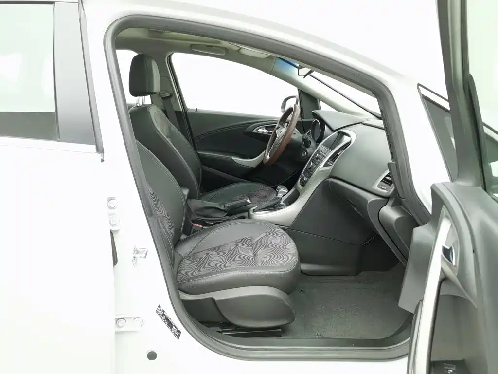 Фото 23 - Buick Excelle