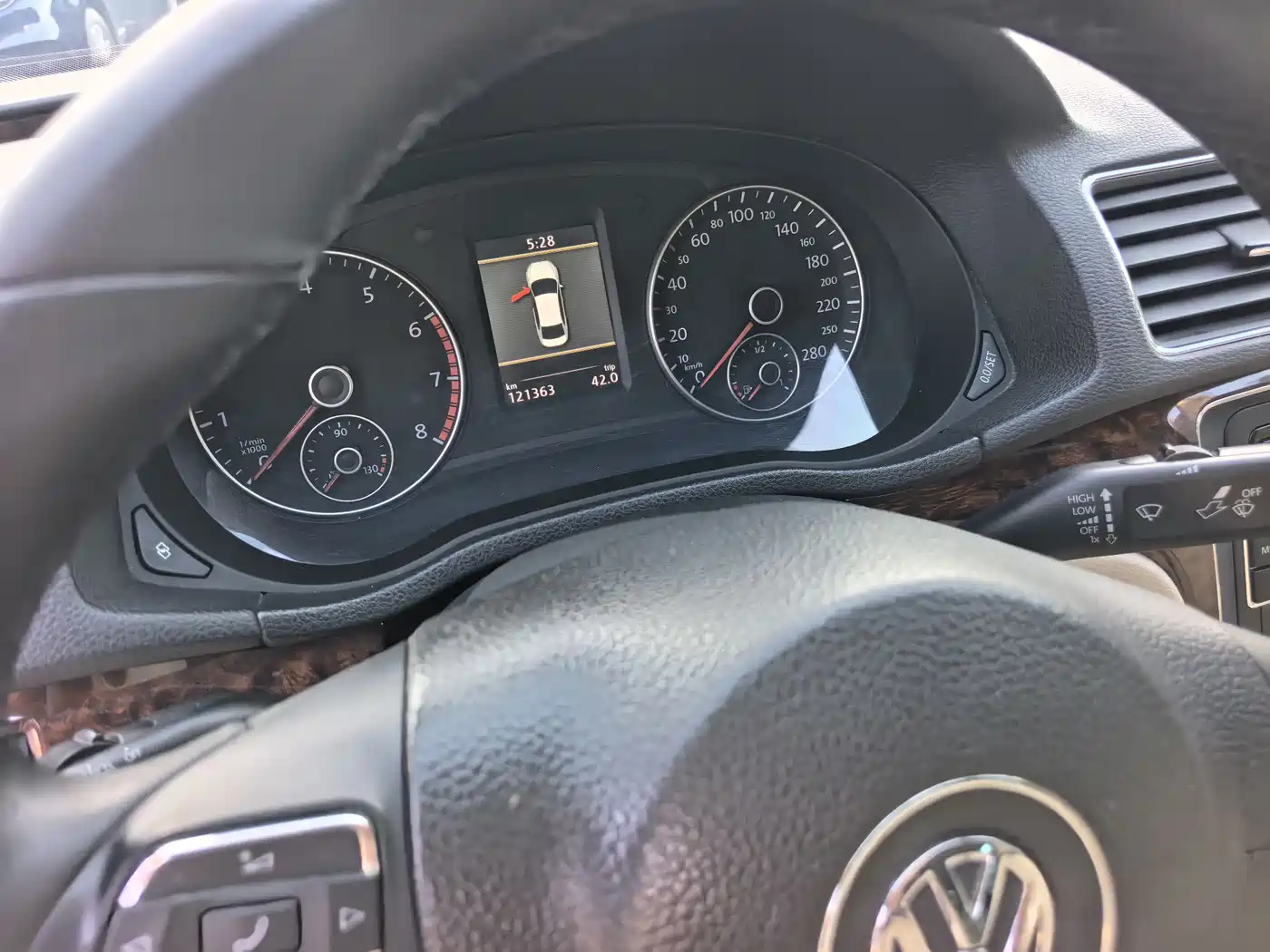 Volkswagen Passat 2013 1.8TSI DSG Yuzun фото 17