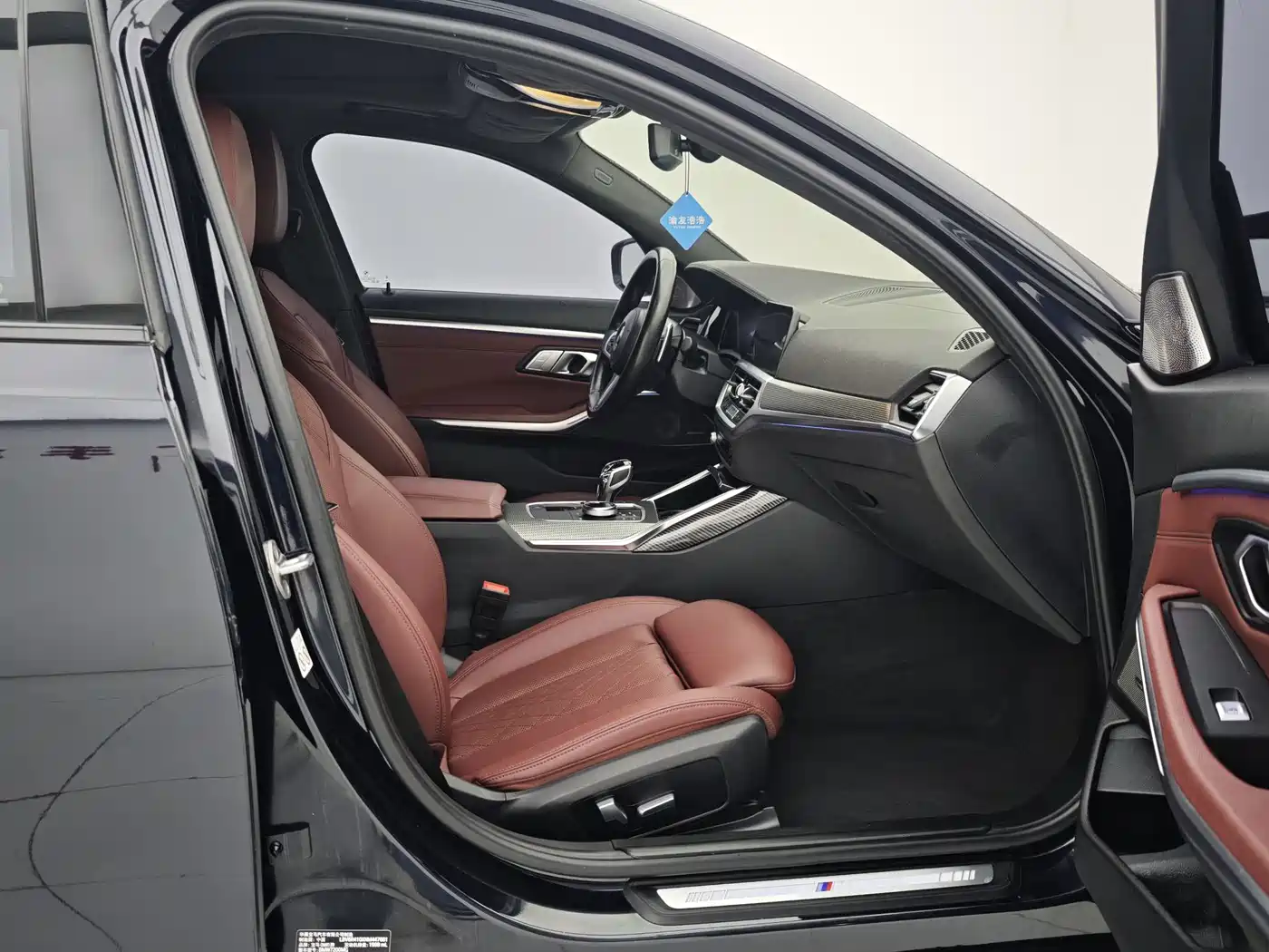 BMW 3 Series 2022 325Li M Sport Shadow Edition фото 11