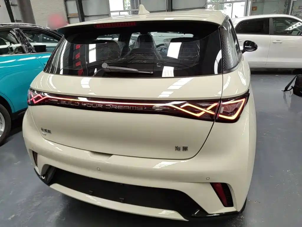 BYD Dolphin 2026 2025 420km Freedom Edition