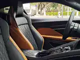 Фото 10 - Aston Martin DB12