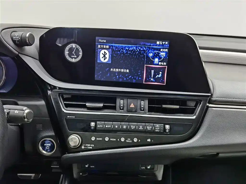 Lexus ES 2021 300h F SPORT фото 12