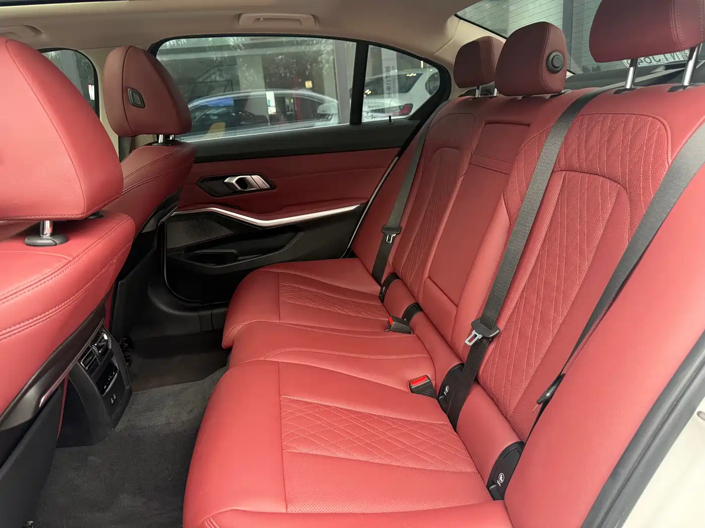 BMW 3 Series 2022 325Li M Sport Package фото 6