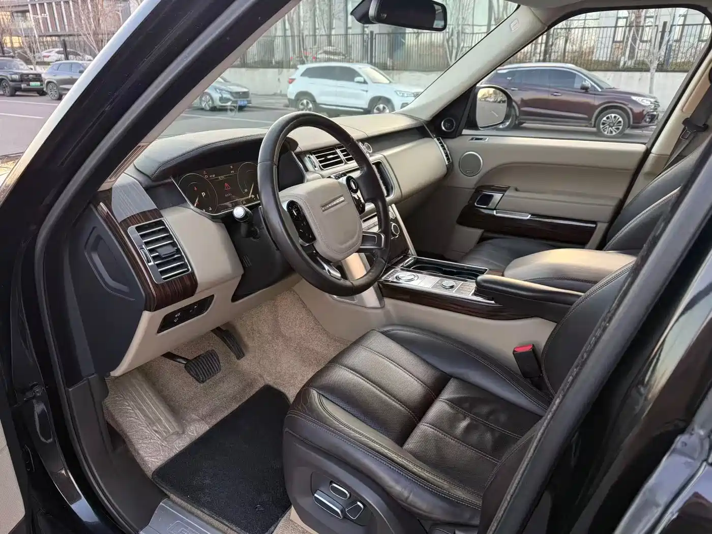 Land Rover Range Rover 2014 3.0 SC V6 Vogue фото 6
