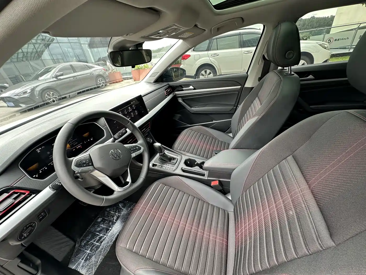 Volkswagen Lavida, миниатюра 6