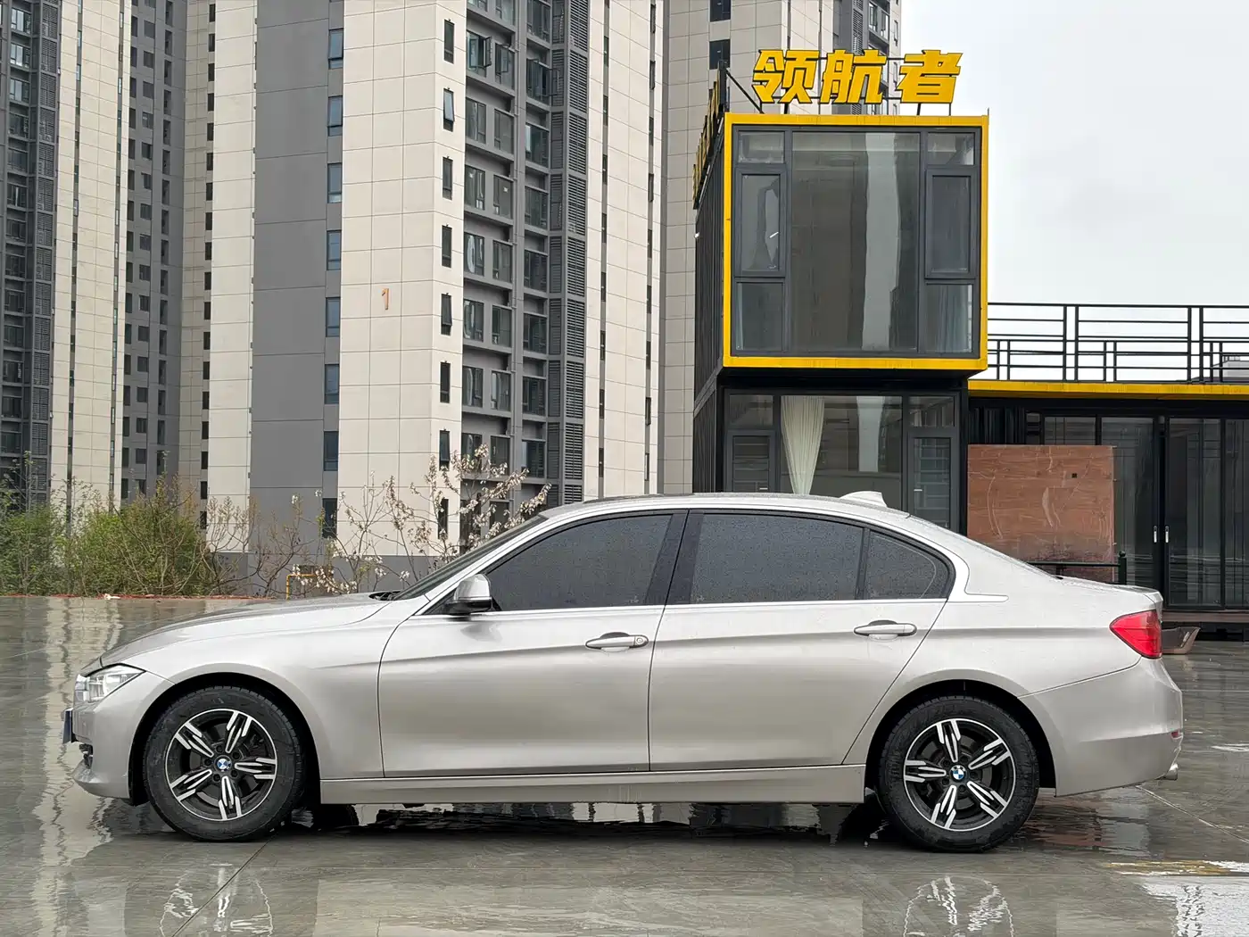 BMW 3 Series 2015 320Li Super Joy Fashion фото 4