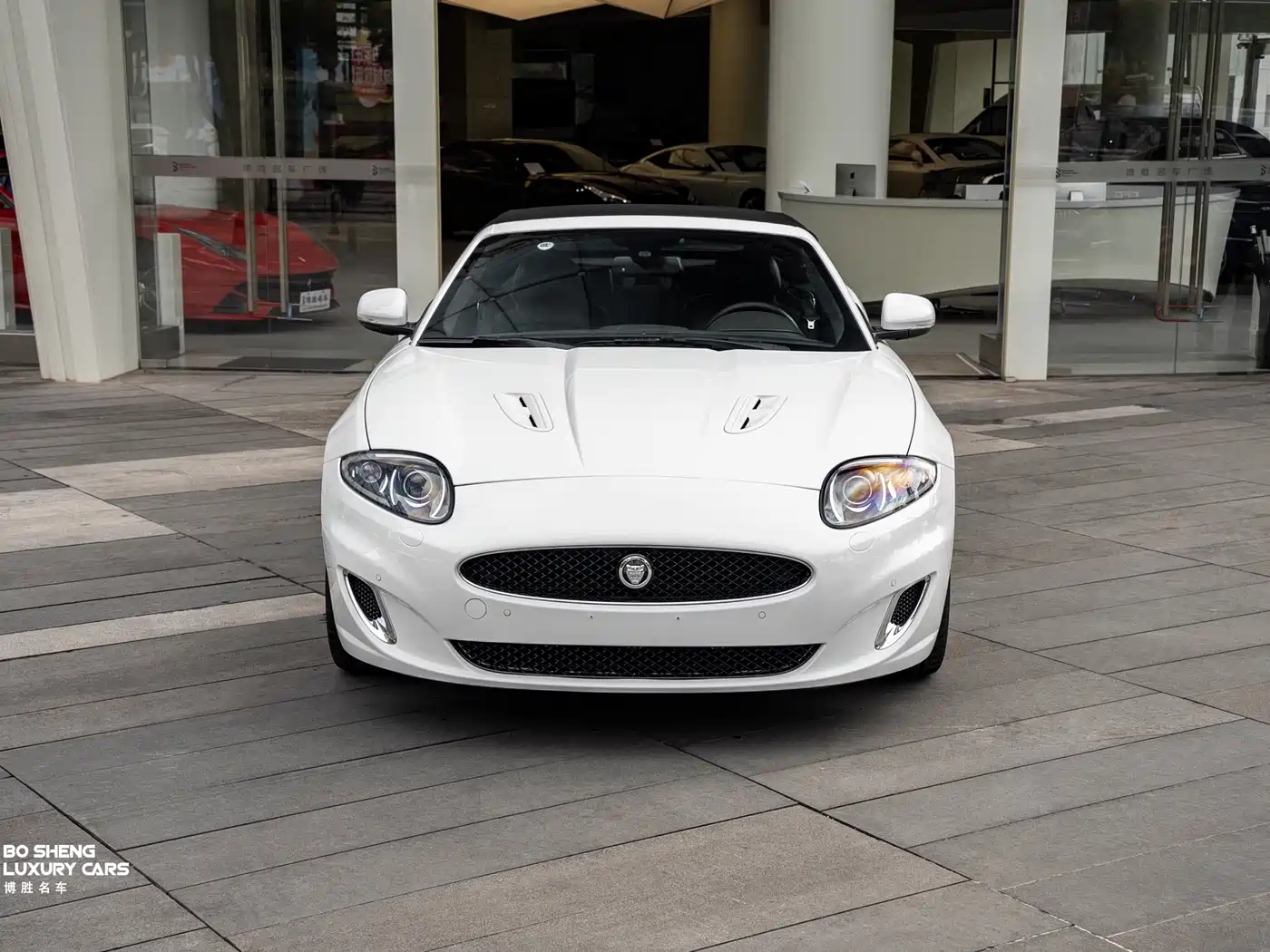Jaguar XK 2012 XKR 5.0L Supercharged Convertible фото 2