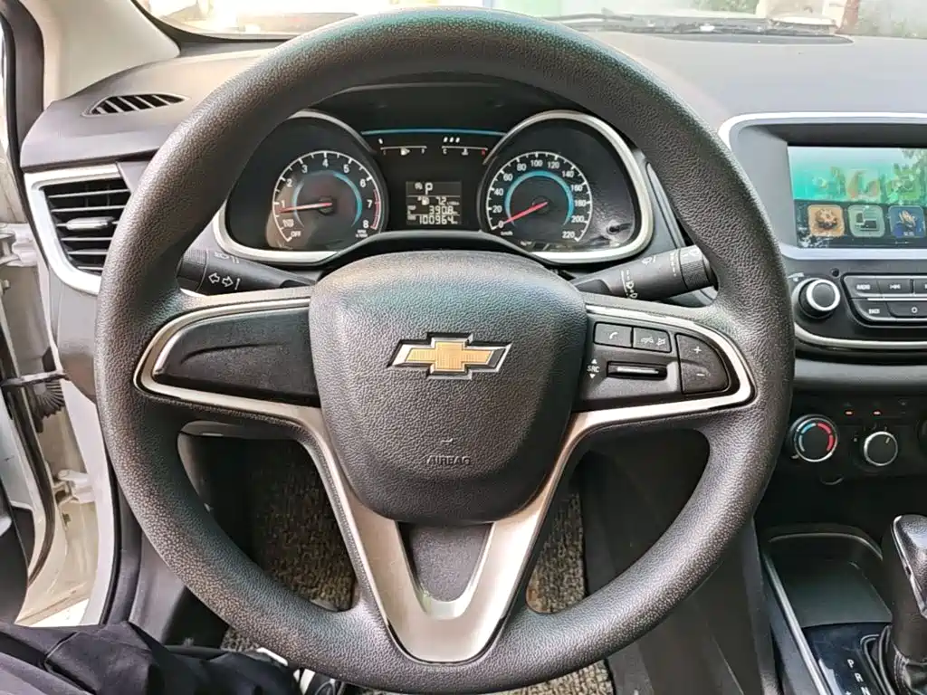 Photo 11 - Chevrolet Cavalier