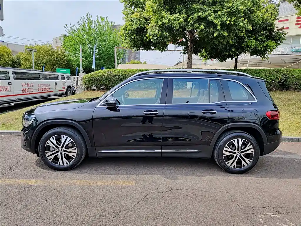 Mercedes-Benz GLB 2024 GLB 220 Dynamic фото 3