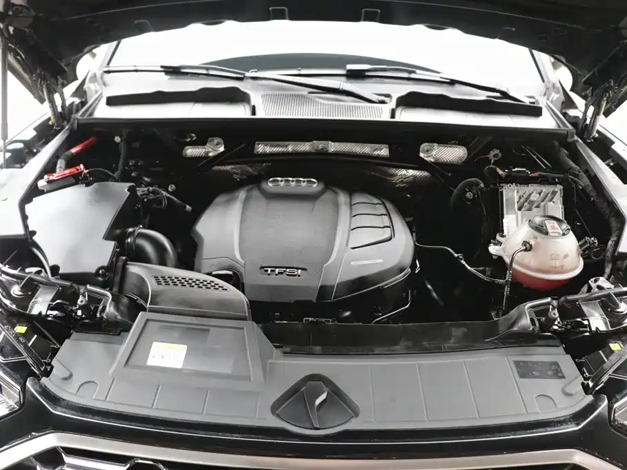 Audi Q5L 2022 45T Luxury Dynamic фото 7