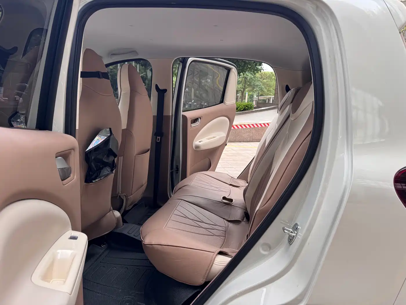 WULING AUTOMOBILE HONGGUANG MINIEV