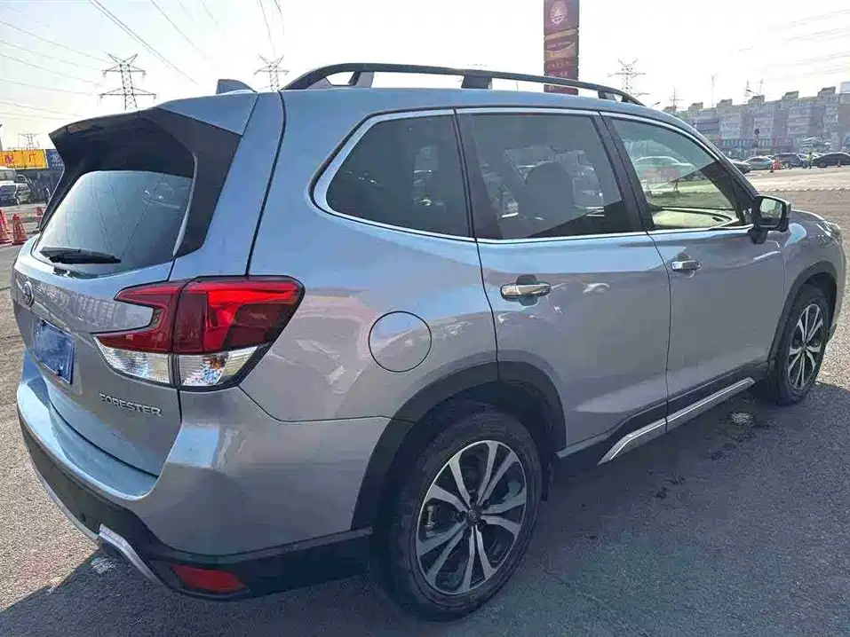 SUBARU FORESTER